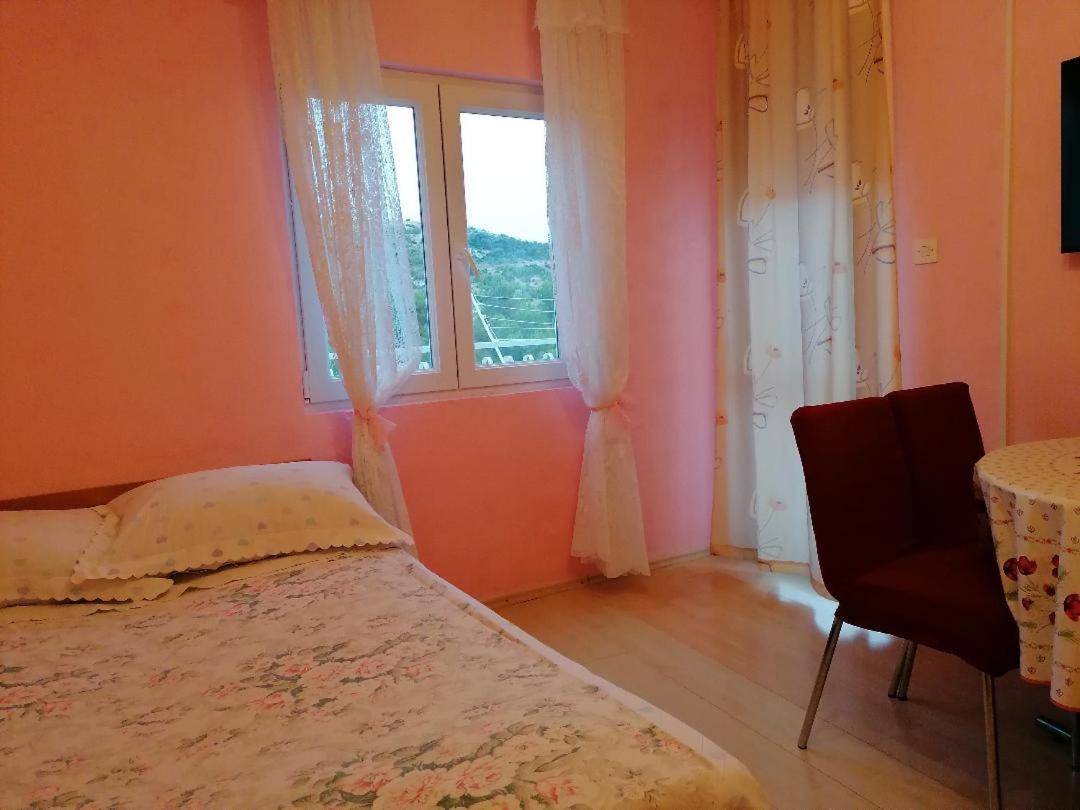 Apartmani Milisa L Primosten Luaran gambar