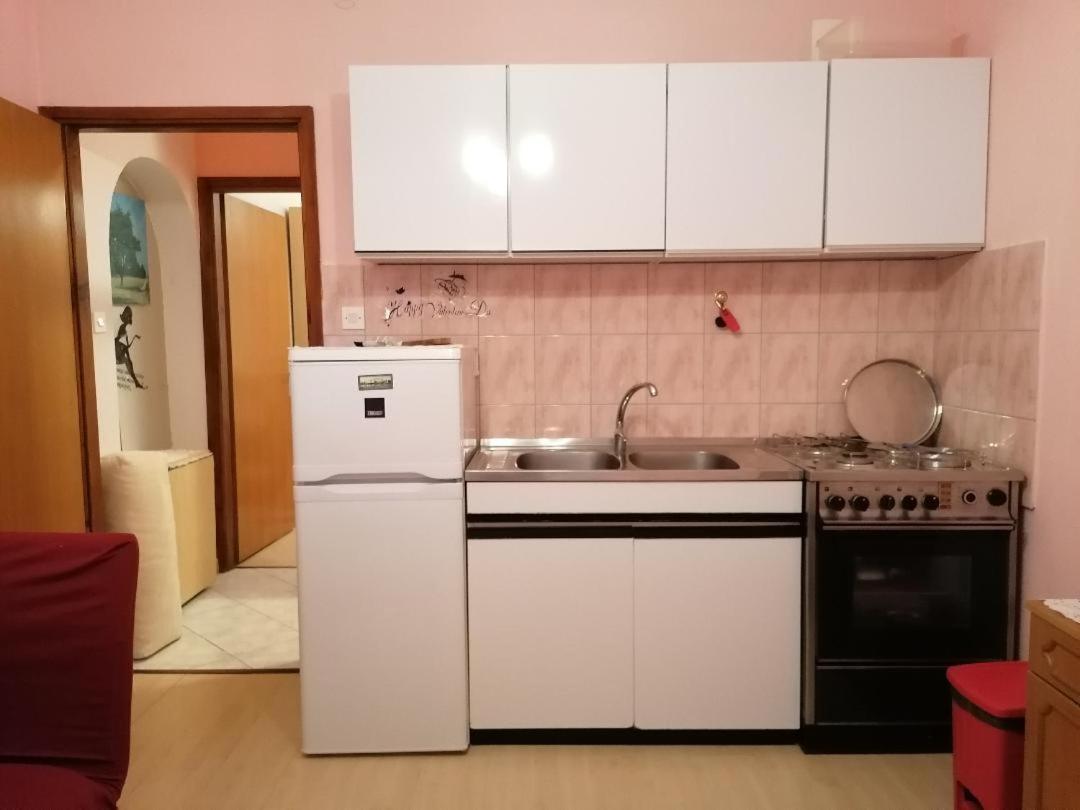 Apartmani Milisa L Primosten Luaran gambar
