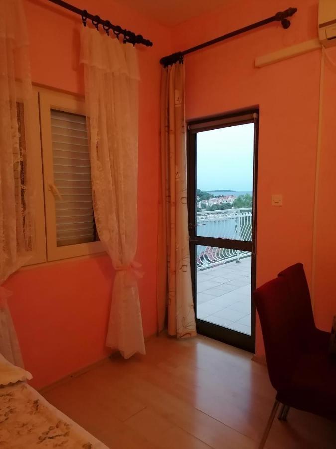 Apartmani Milisa L Primosten Luaran gambar