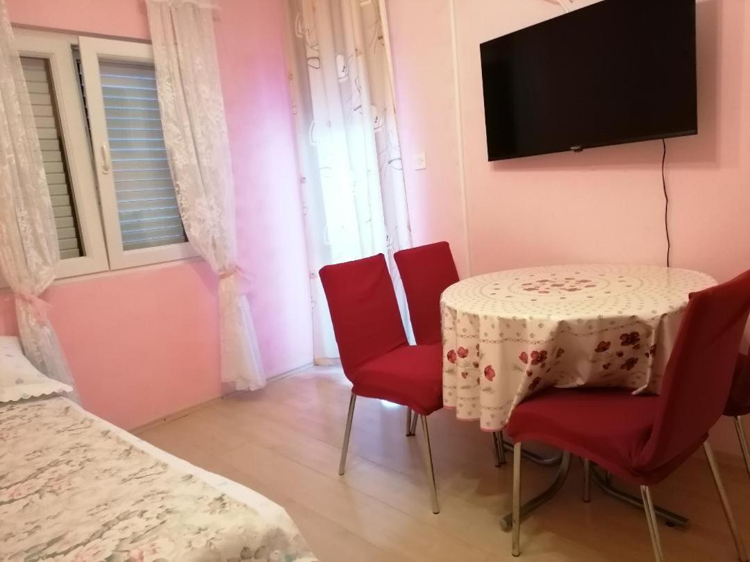 Apartmani Milisa L Primosten Luaran gambar